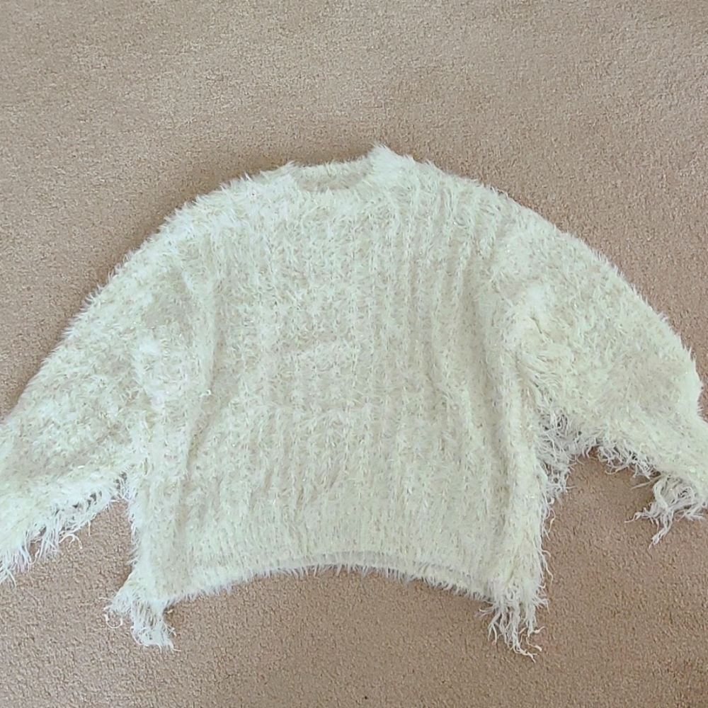 POL sweater in white with sliver strands through out Size Medium